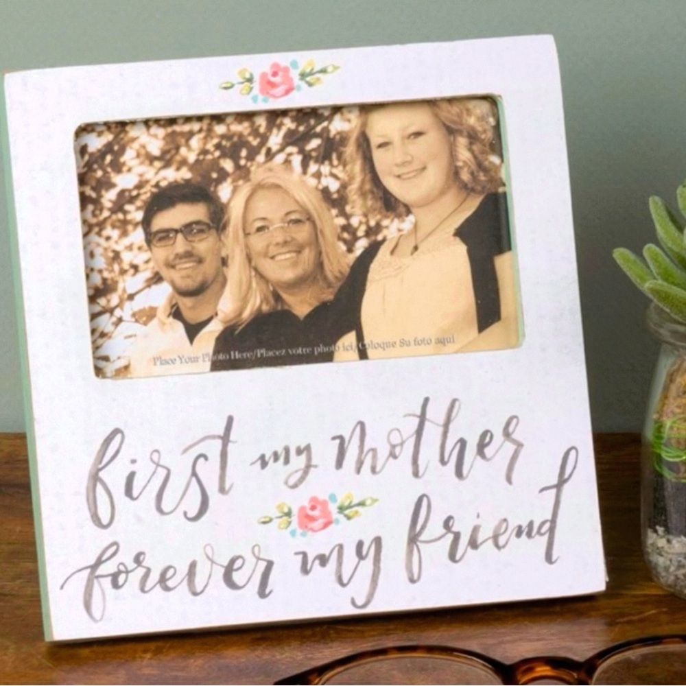 Mom Watercolor Floral Designed Picture Frame For Mother and Friend